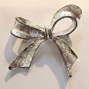 Vintage bow brooch pin ribbon retro feminine